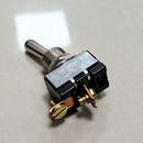 Interruptor Toggle Metálico ON/OFF Universal Para Equipo